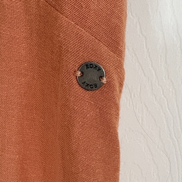 Roxy Rust Orange Knit Top with Branded Button - Picture 2 of 7
